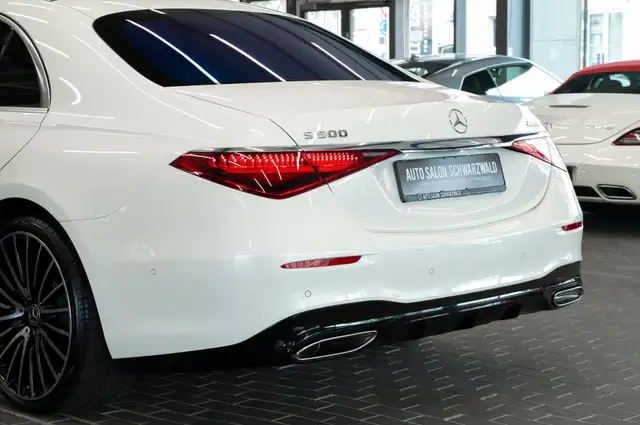 Mercedes-Benz S-Class view 10
