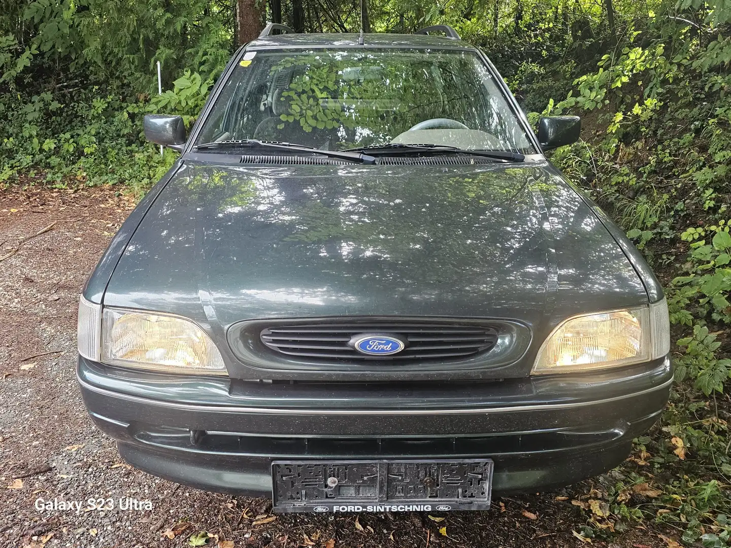 Ford Escort Kombi CLX 1.6 90PS Tausch Vert - 2