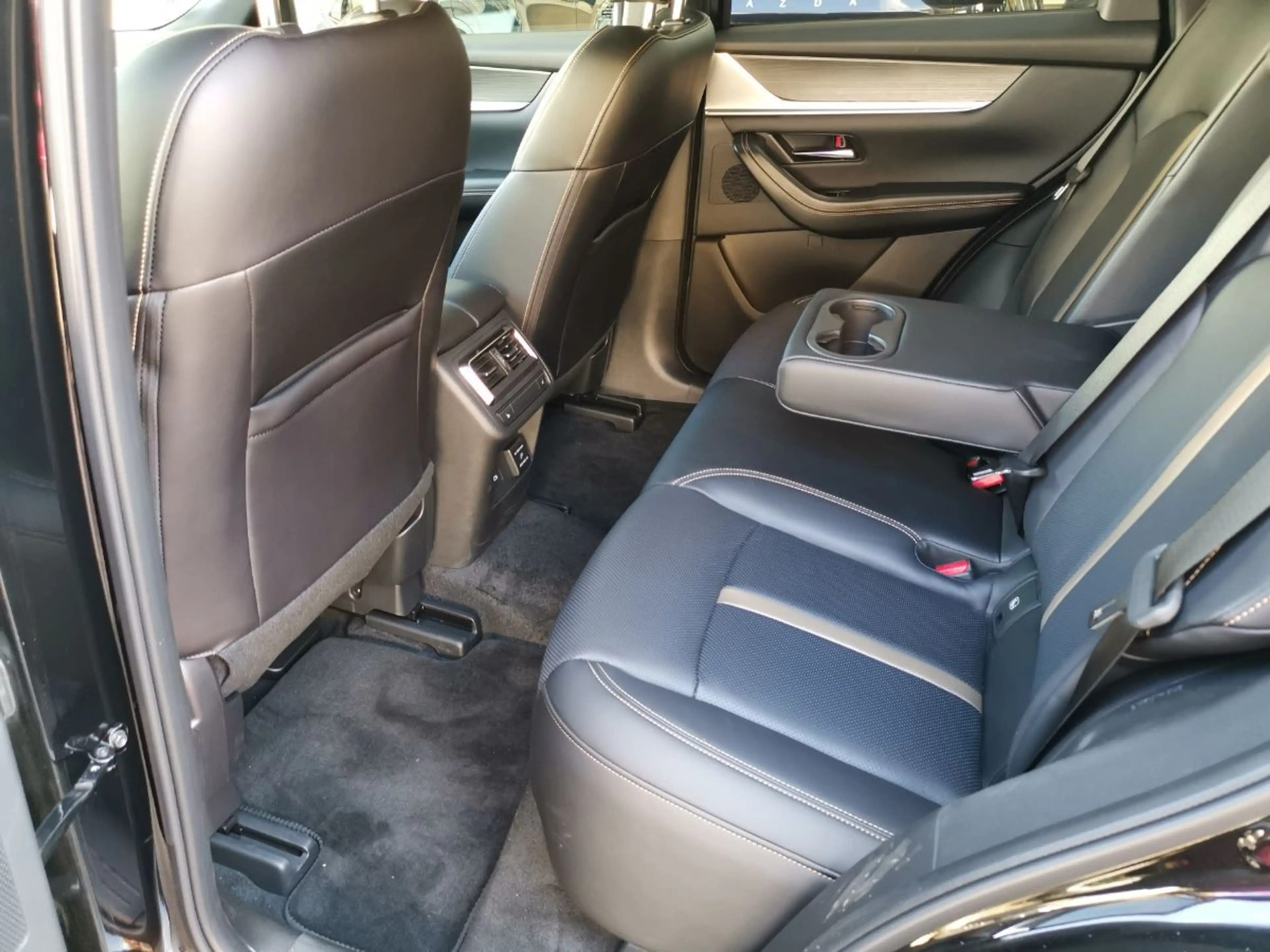 Mazda CX-60 3.3L e-SKYACTIV D 254ps — photo 8