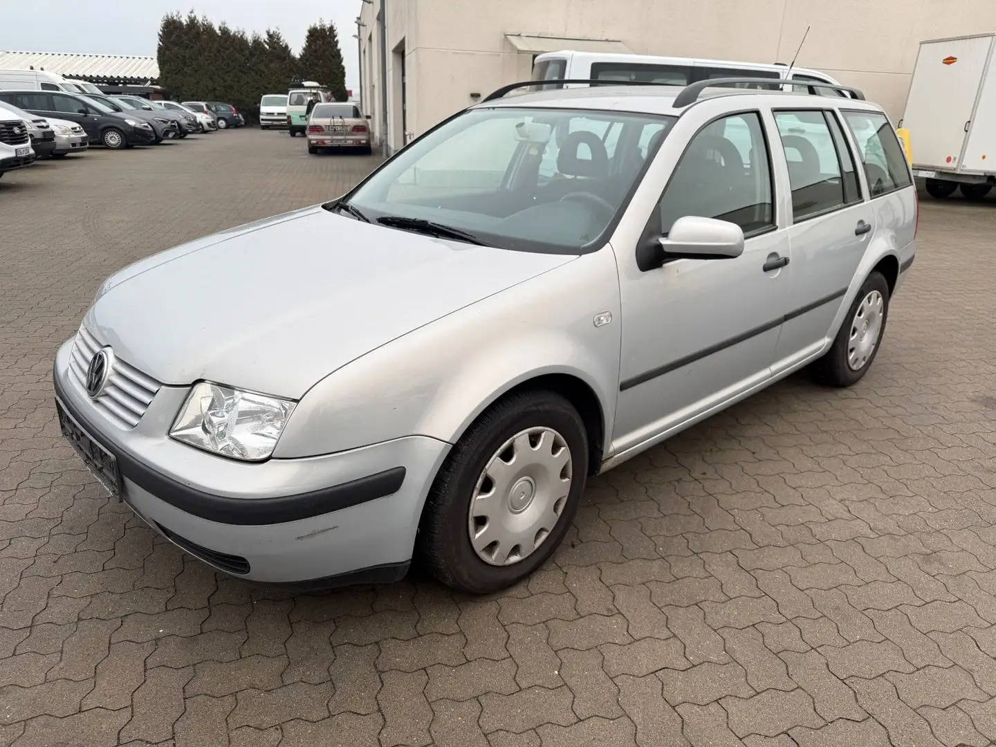 Volkswagen Bora Variant Silber - 1