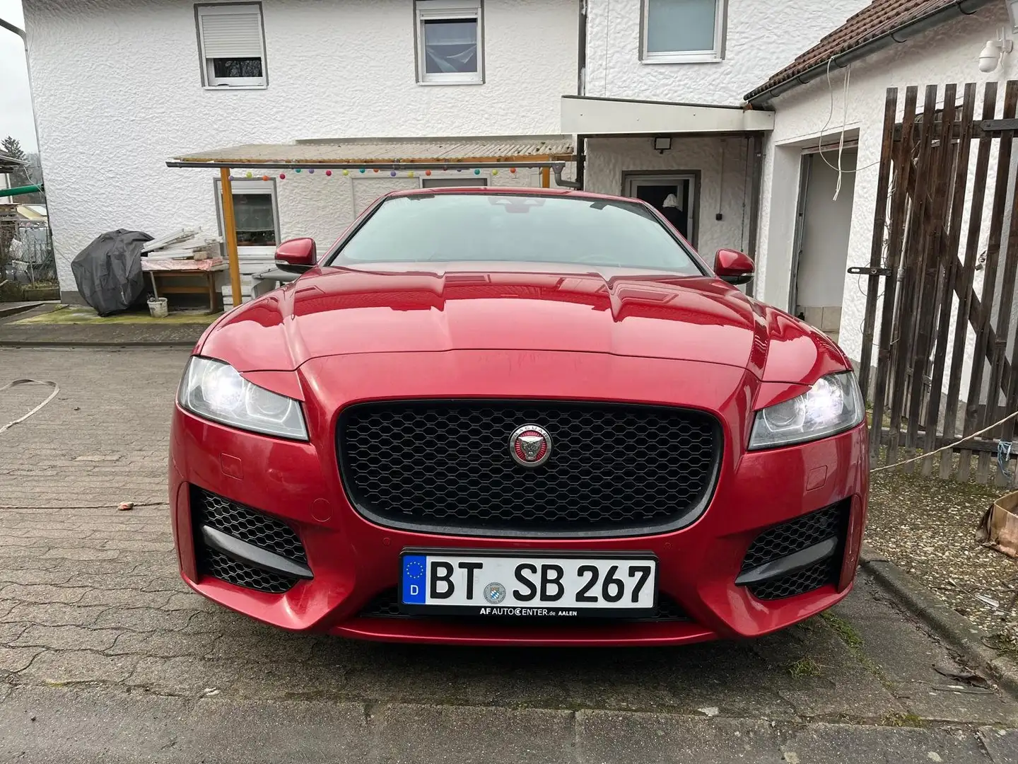 Jaguar XF XF 30d Aut. 300 Sport Rouge - 2