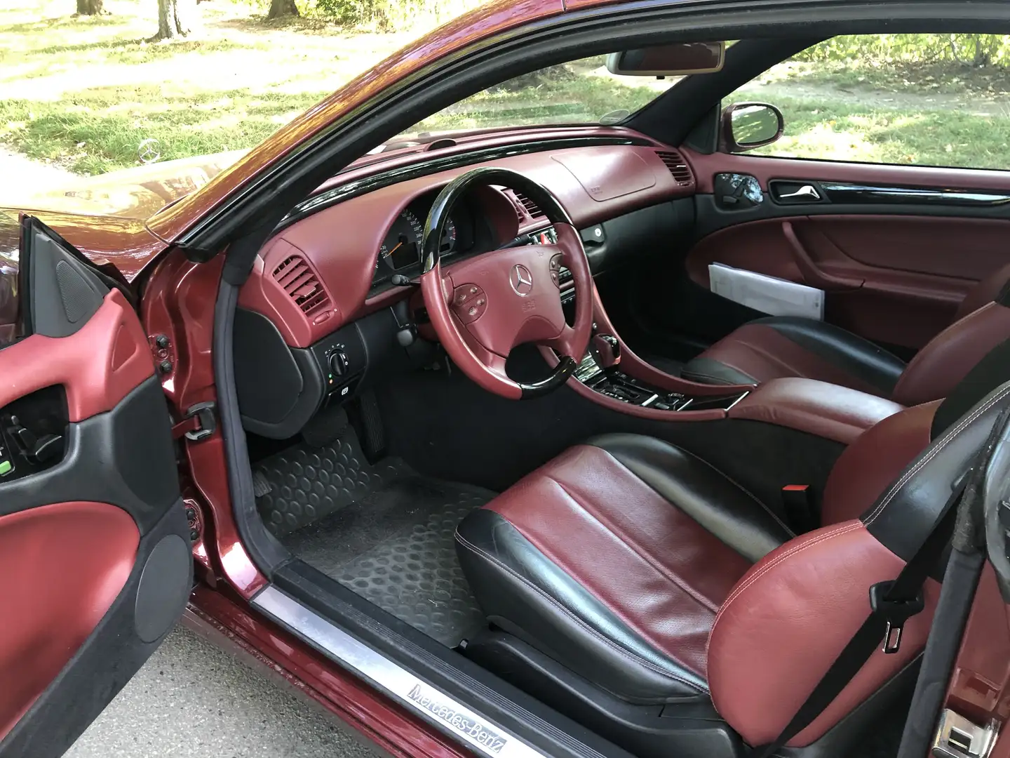 Mercedes-Benz CLK 320 Coupe Avantgarde - 1