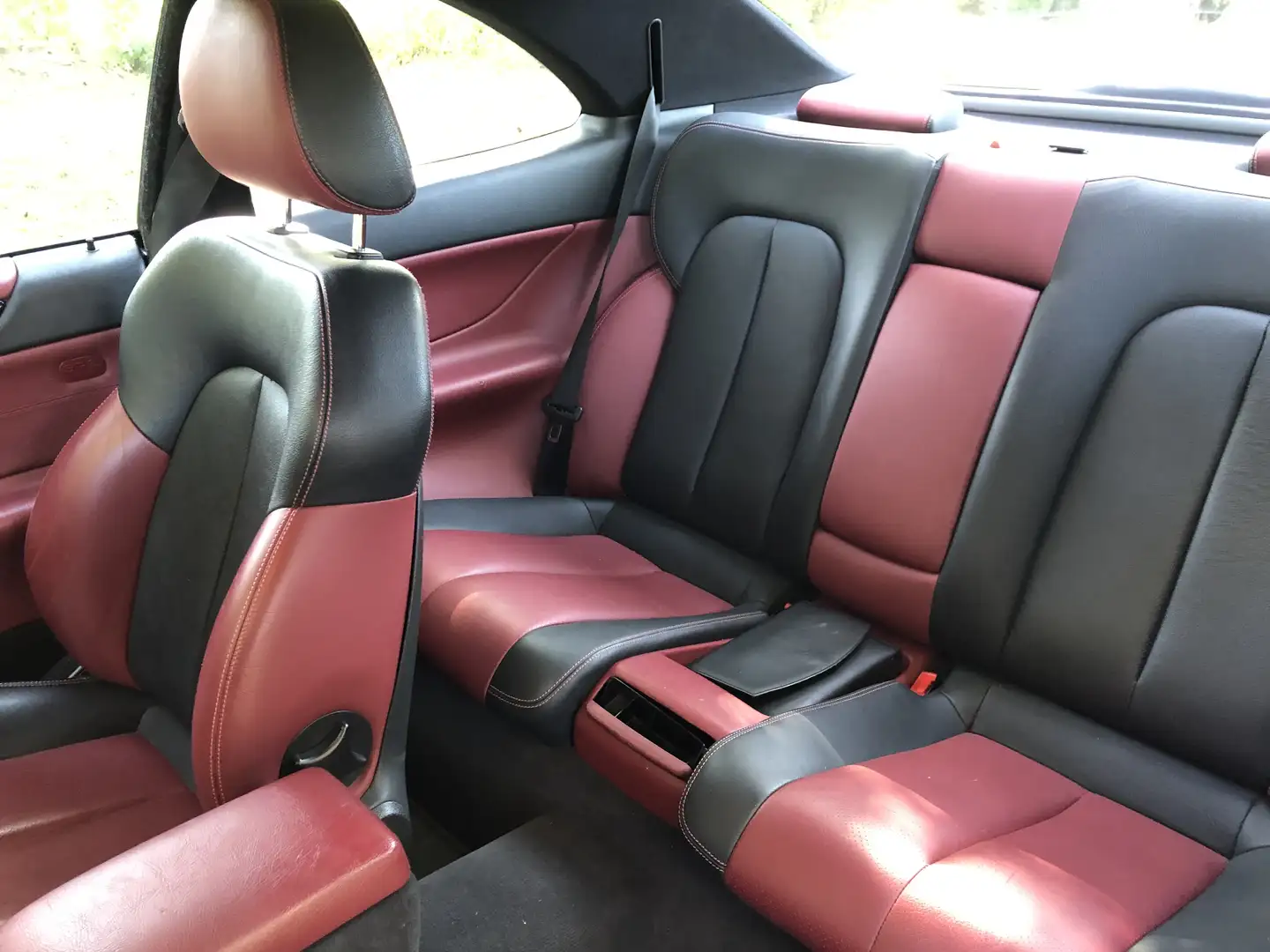 Mercedes-Benz CLK 320 Coupe Avantgarde - 2