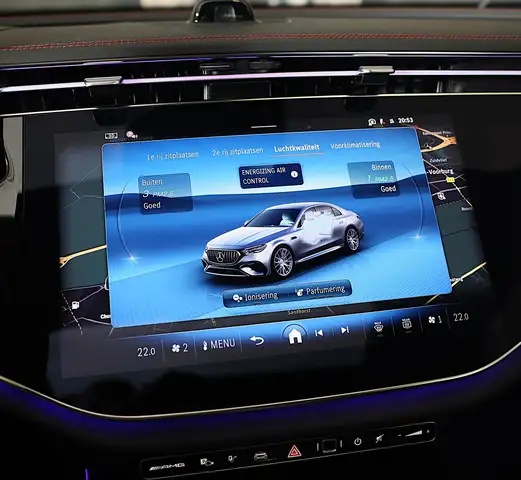 Mercedes-Benz E-Class view 29