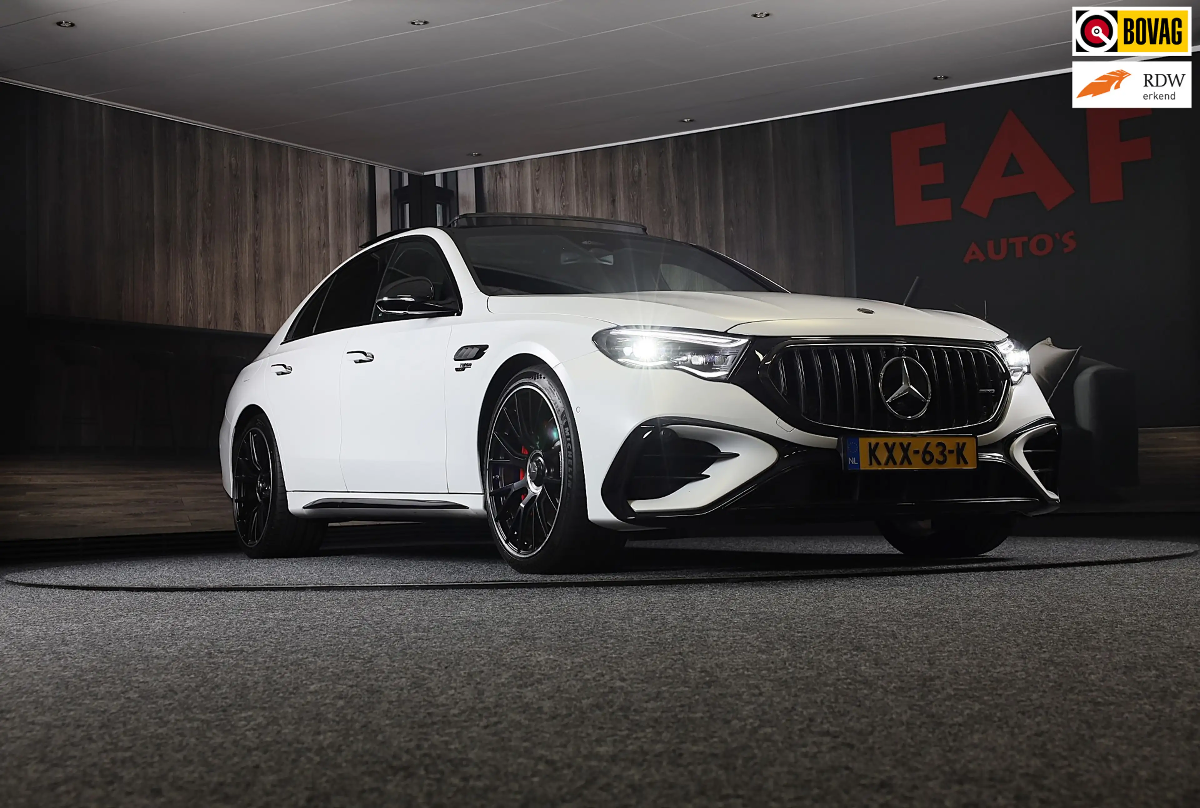 Mercedes-Benz E 53 AMG 4MATIC+ Night Edition / Hyperscreen / Head Up / Bu
