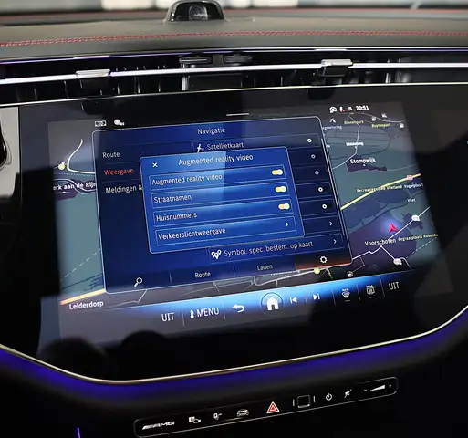 Mercedes-Benz E-Class view 15
