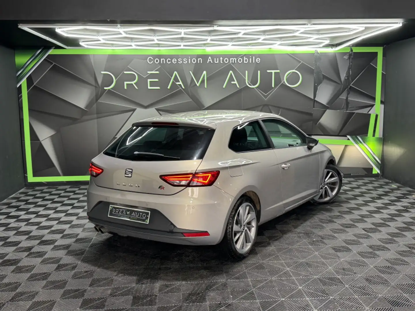 SEAT Leon 1.4 TSI 140CH FR START\u0026STOP Gris - 2