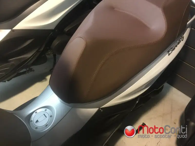Piaggio Medley 125 - foto 4