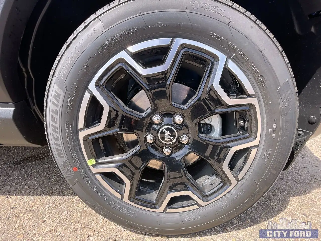 Ford Bronco Sport photo Ford Bronco Sport