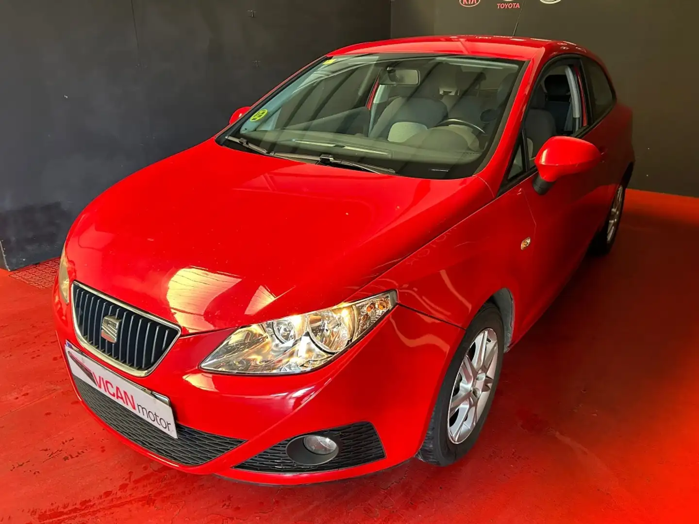 SEAT Ibiza 1.6TDI CR Style DPF Rot - 2