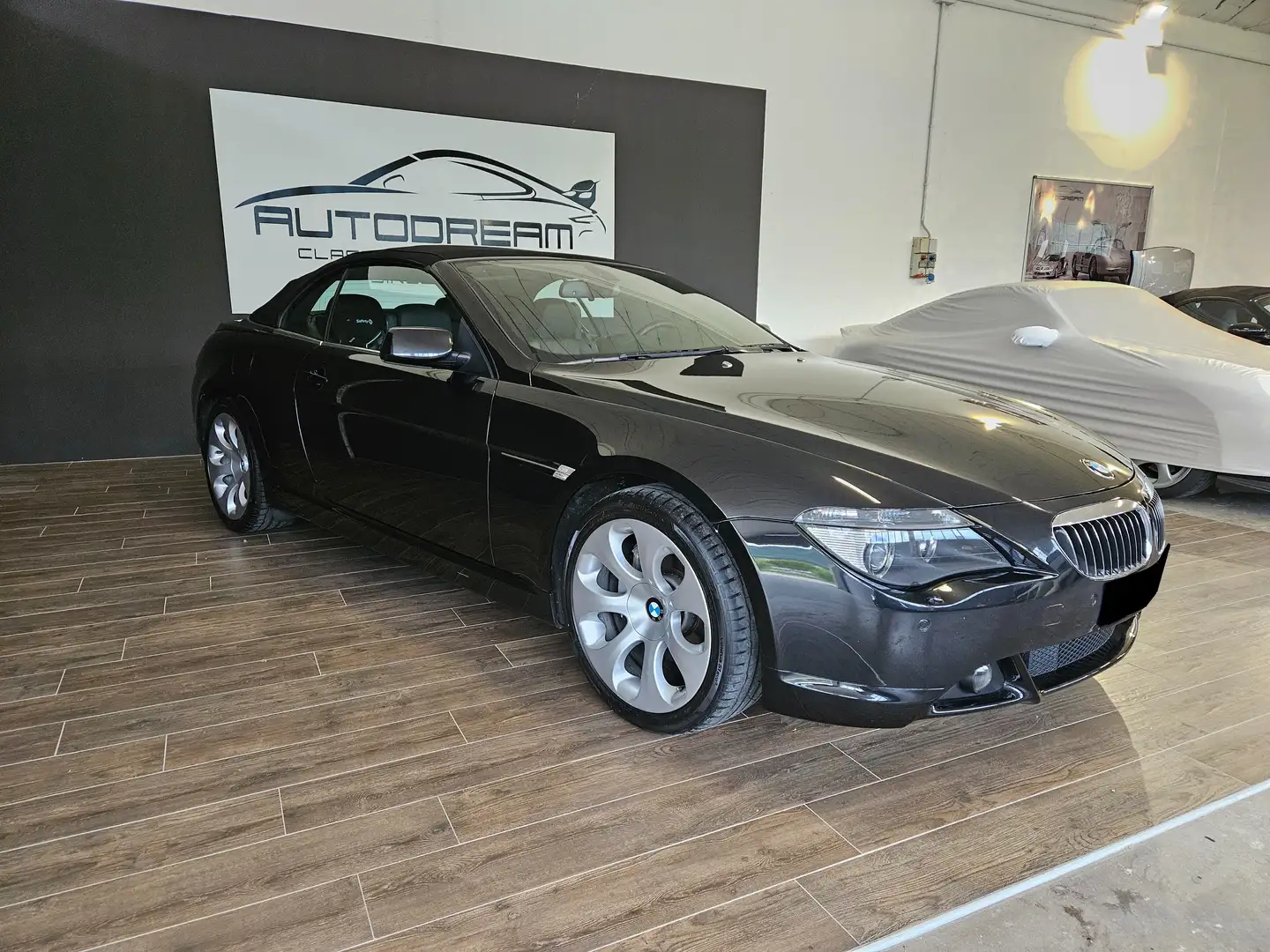 BMW 650 i Cabrio Nero - 2