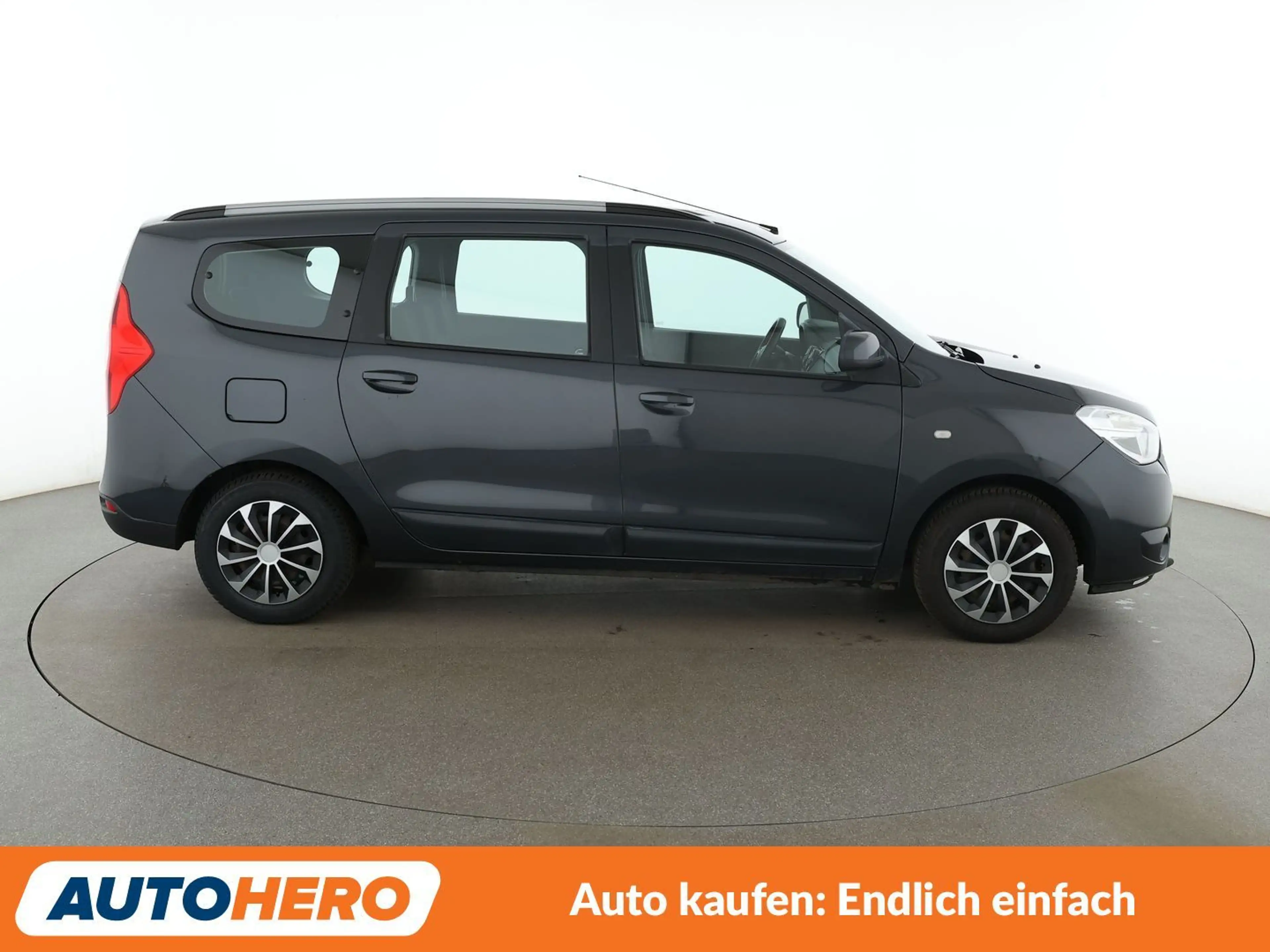 Dacia Lodgy 1.2 TCe Laureate*NAVI*TEMPO*PDC*KLIMA*GARANTIE* — photo 7