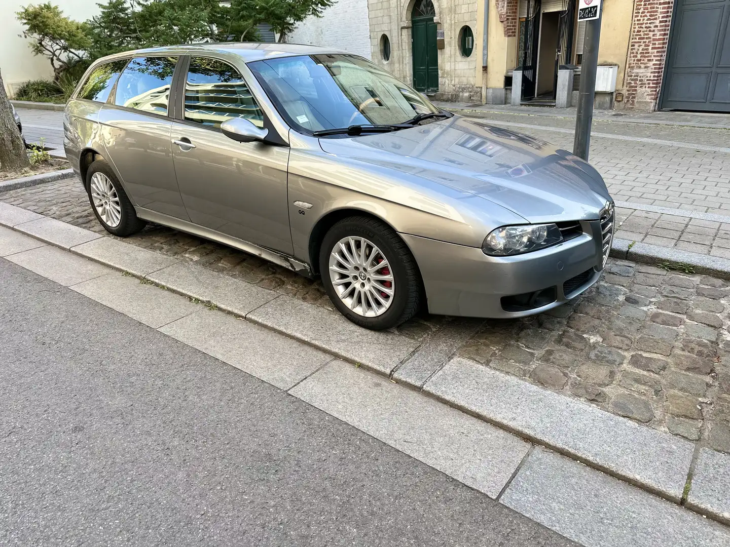 Alfa Romeo 156 Sportwagon 2.4 JTD - 175 Sélective - 2
