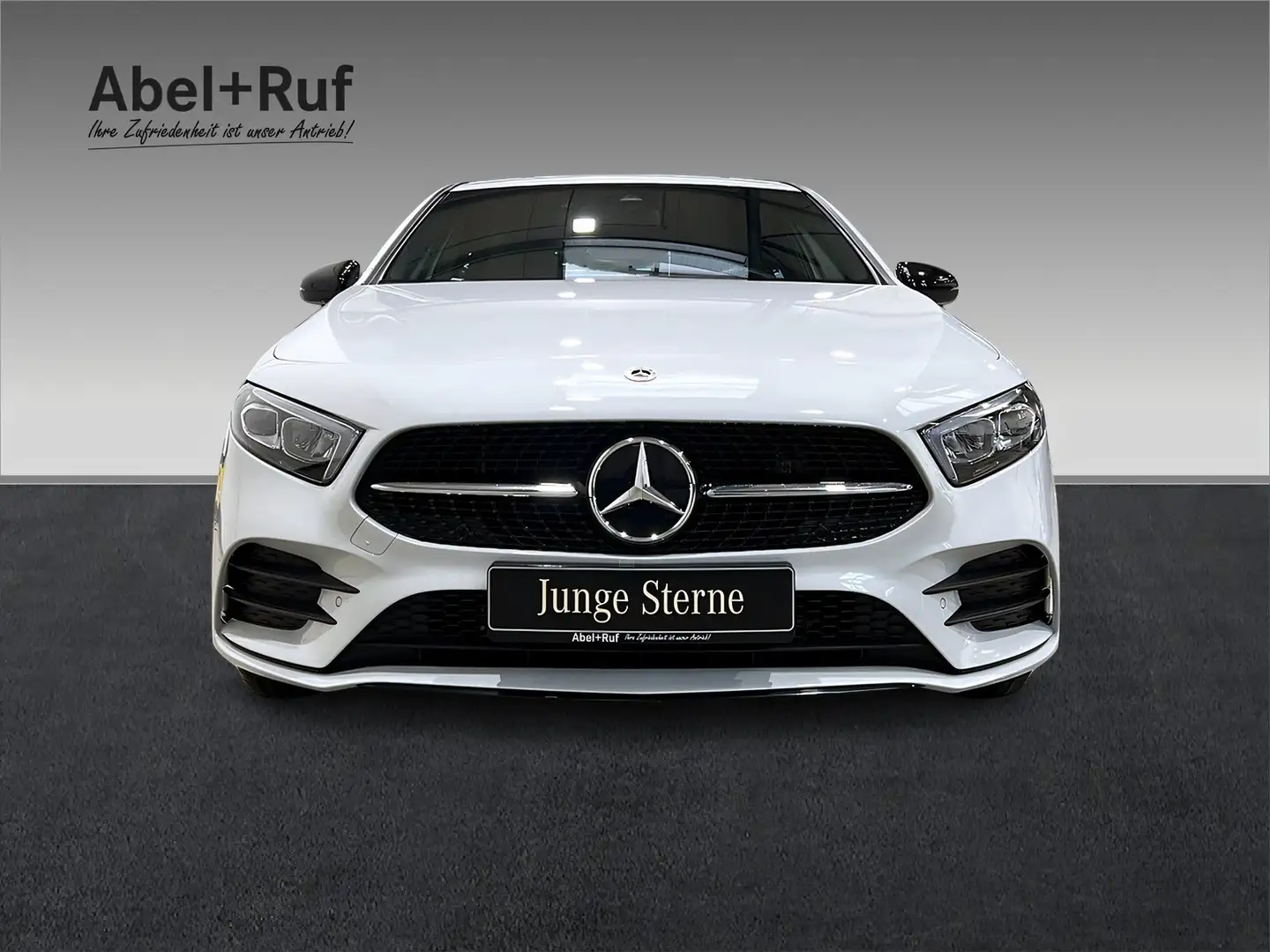 Mercedes-Benz A 250 e AMG+LED+NIGHT+Kamera+Ambiente+CarPlay Weiß - 2