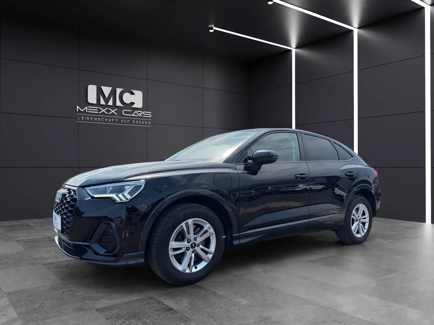 Audi Q3 Sportback 45 Plug-in-Hybrid – Nur 39.500 km 1.Bes Schwarz - 1