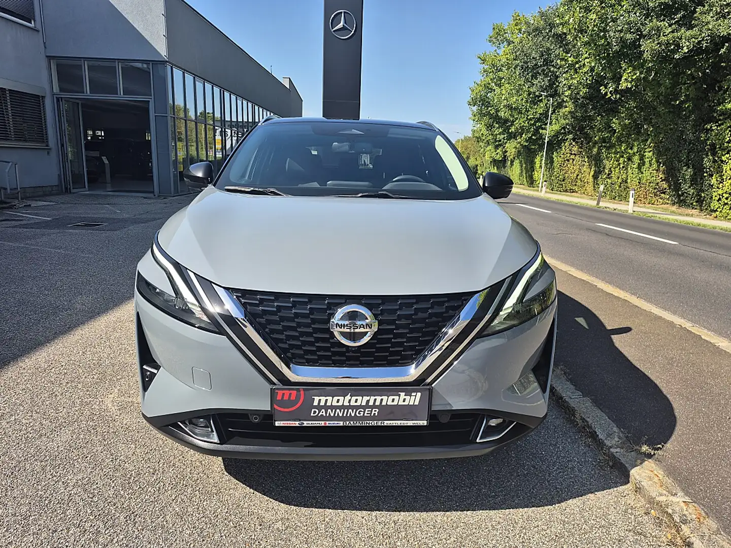 Nissan Qashqai 1,3 DIG-T MHEV N-Connecta Aut. Grau - 1