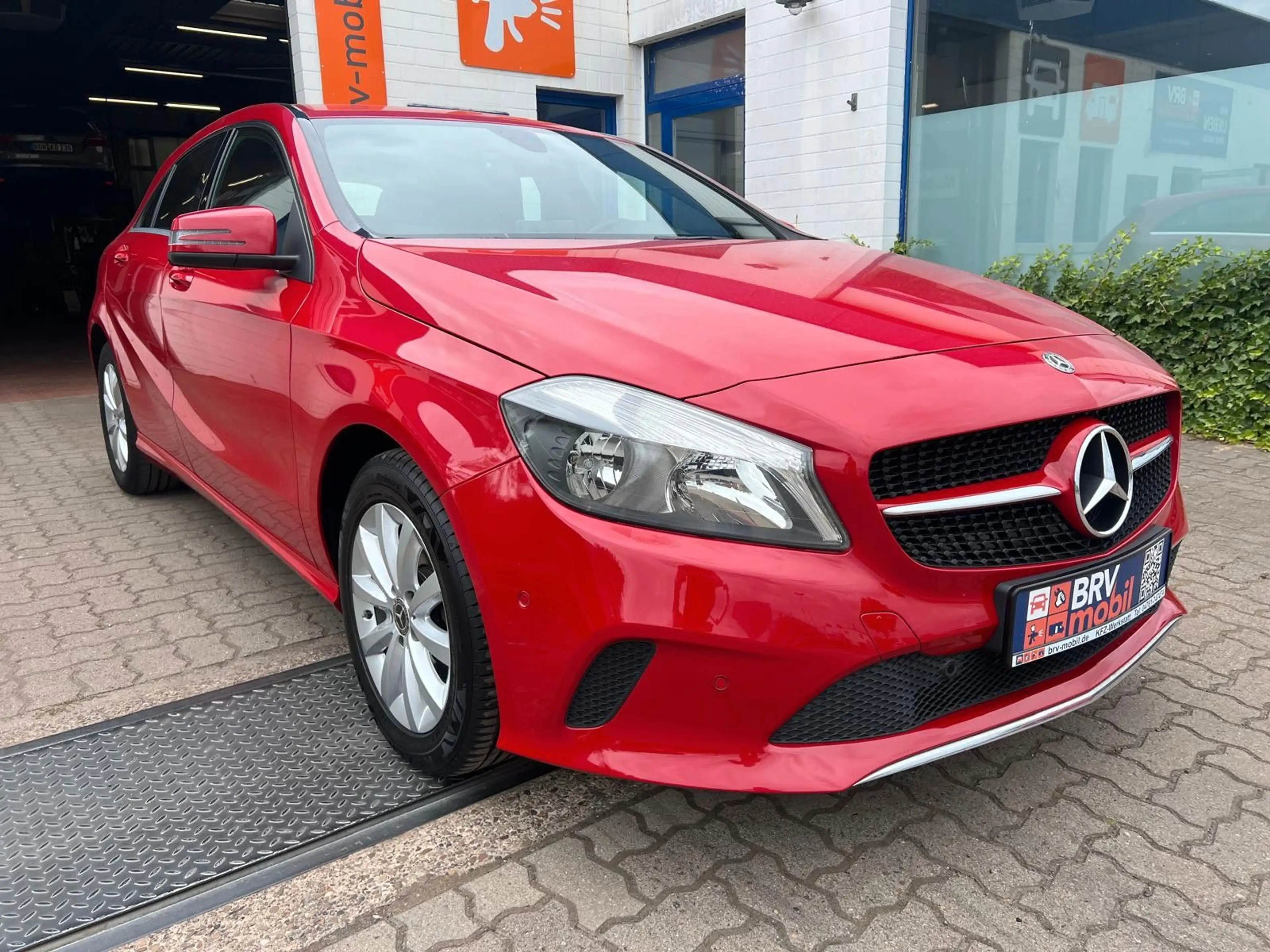 Mercedes-Benz A 200 A 200 BlueEfficiency/Kamera/Key-Less/SHZ/Automa. — photo 3