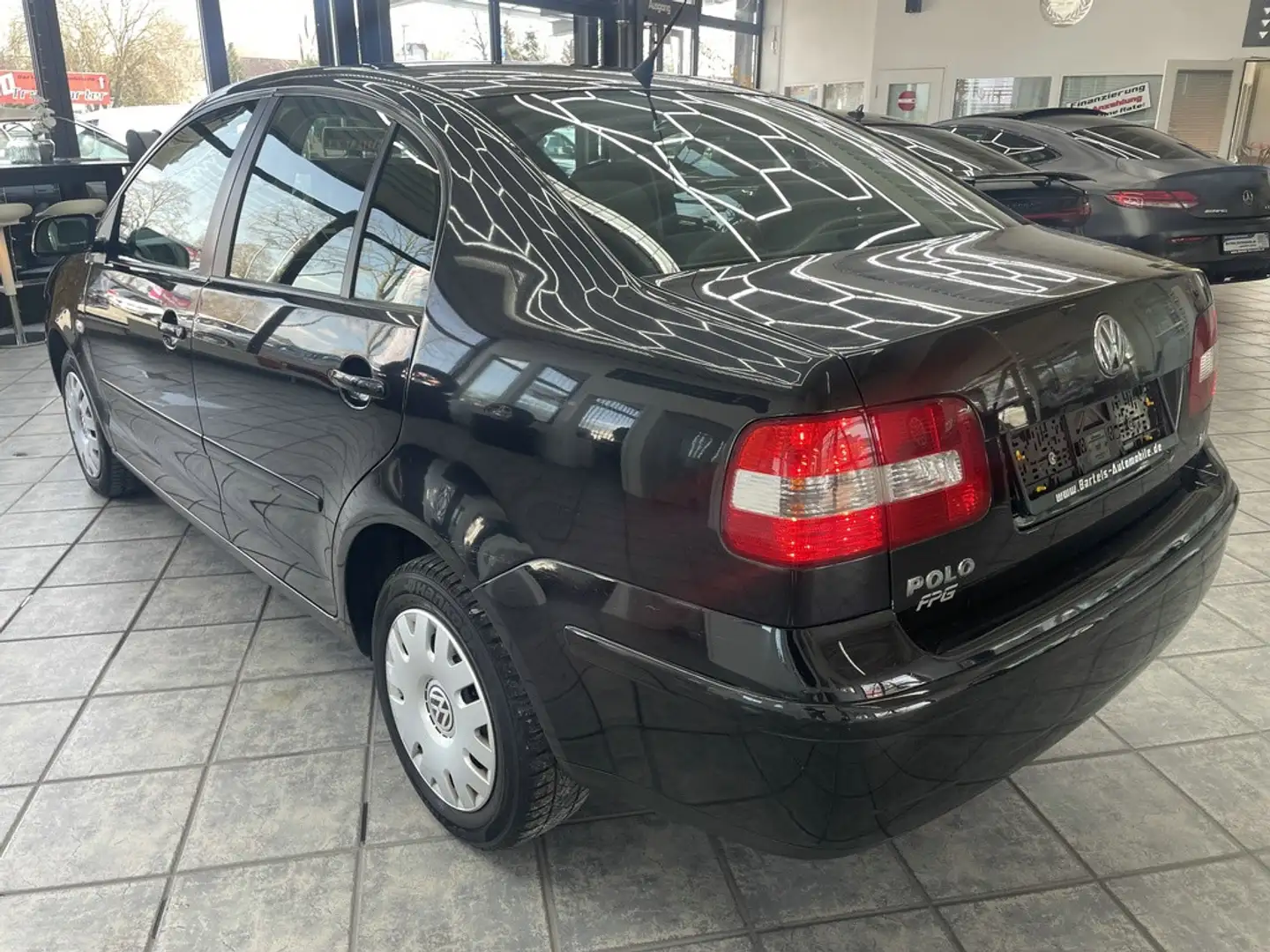 Volkswagen Polo 9N 1.4 Comfortline, Klima, erst 96.000 km ! Schwarz - 2