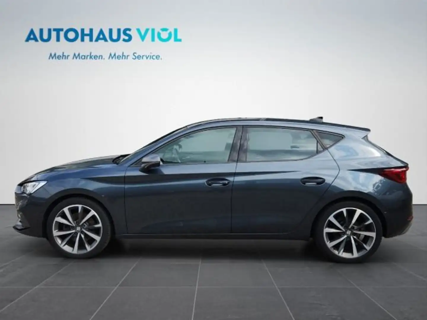 SEAT Leon 1.5 eTSI "FR" Klima Navi Alu-Felgen Grijs - 2