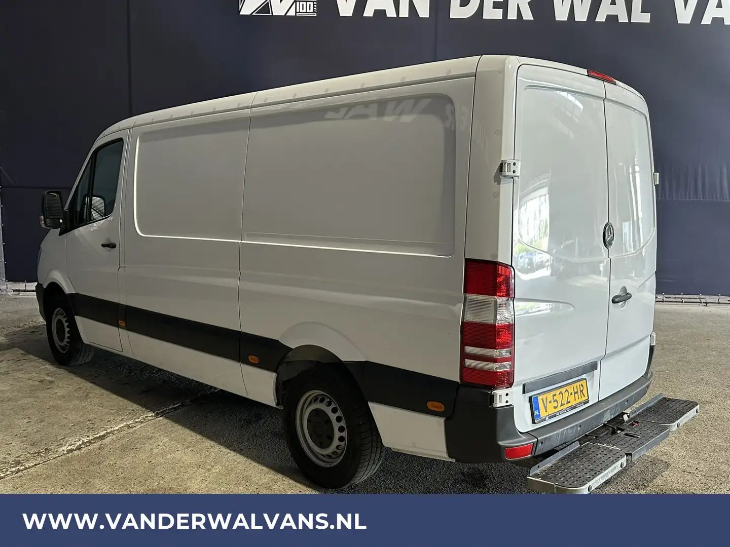 Mercedes-Benz Sprinter 316 CDI 163 pk L2H1 Euro6 Airco | 2800kg trekhaak Wit - 2
