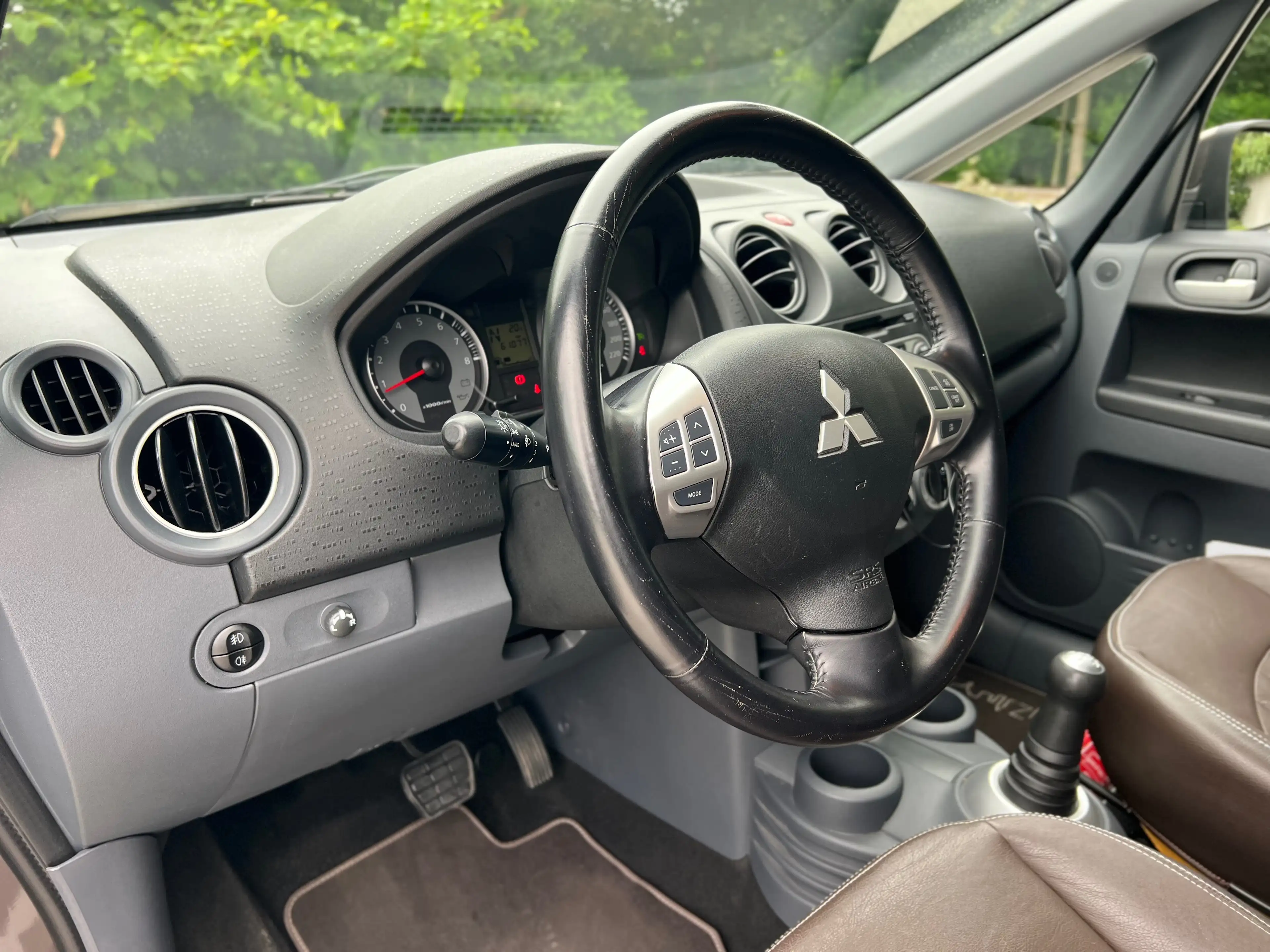 Mitsubishi Colt 1.3i CityZ Allshift Automaat Airco Euro 5 — photo 7