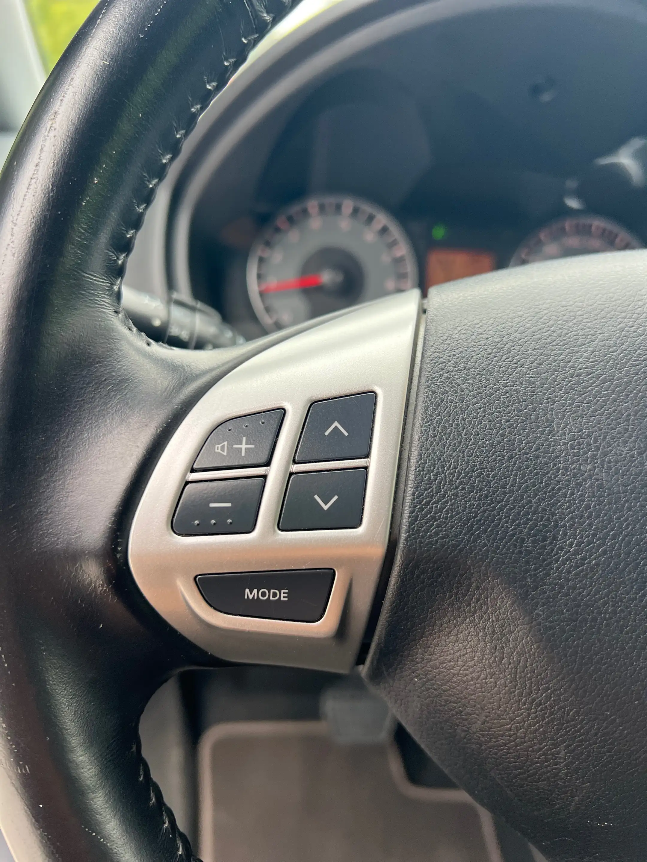 Mitsubishi Colt 1.3i CityZ Allshift Automaat Airco Euro 5 — photo 14