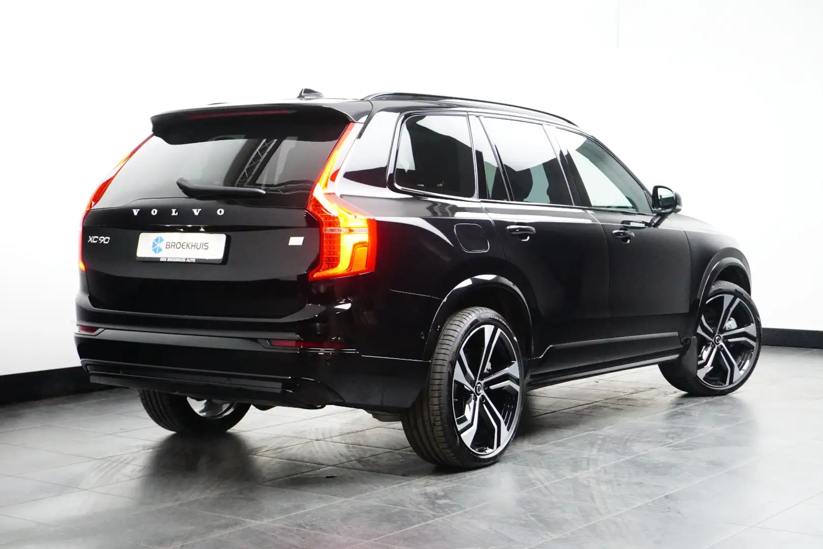 Volvo XC90 | Luchtvering | Bowers & Wilkins | Massage | Venti Zwart - 2