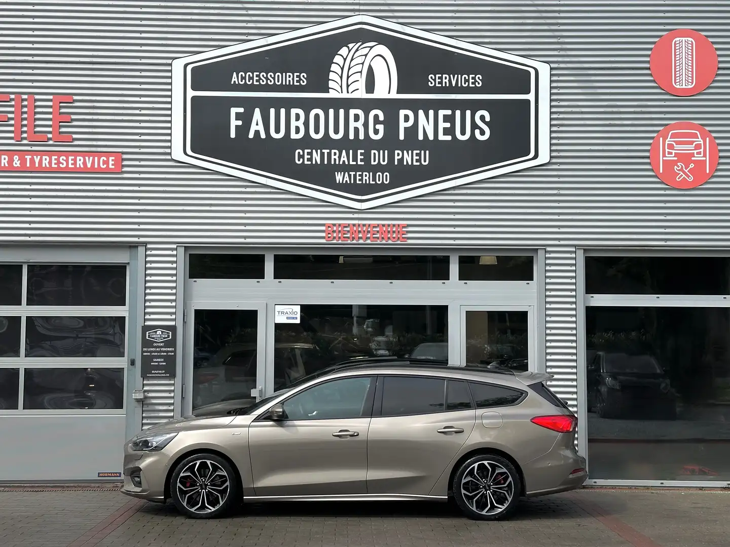 Ford Focus *1-PROPRIETAIRE/OWNER**ST-LINE*FULL-OP*HISTO-FORD* Grijs - 2