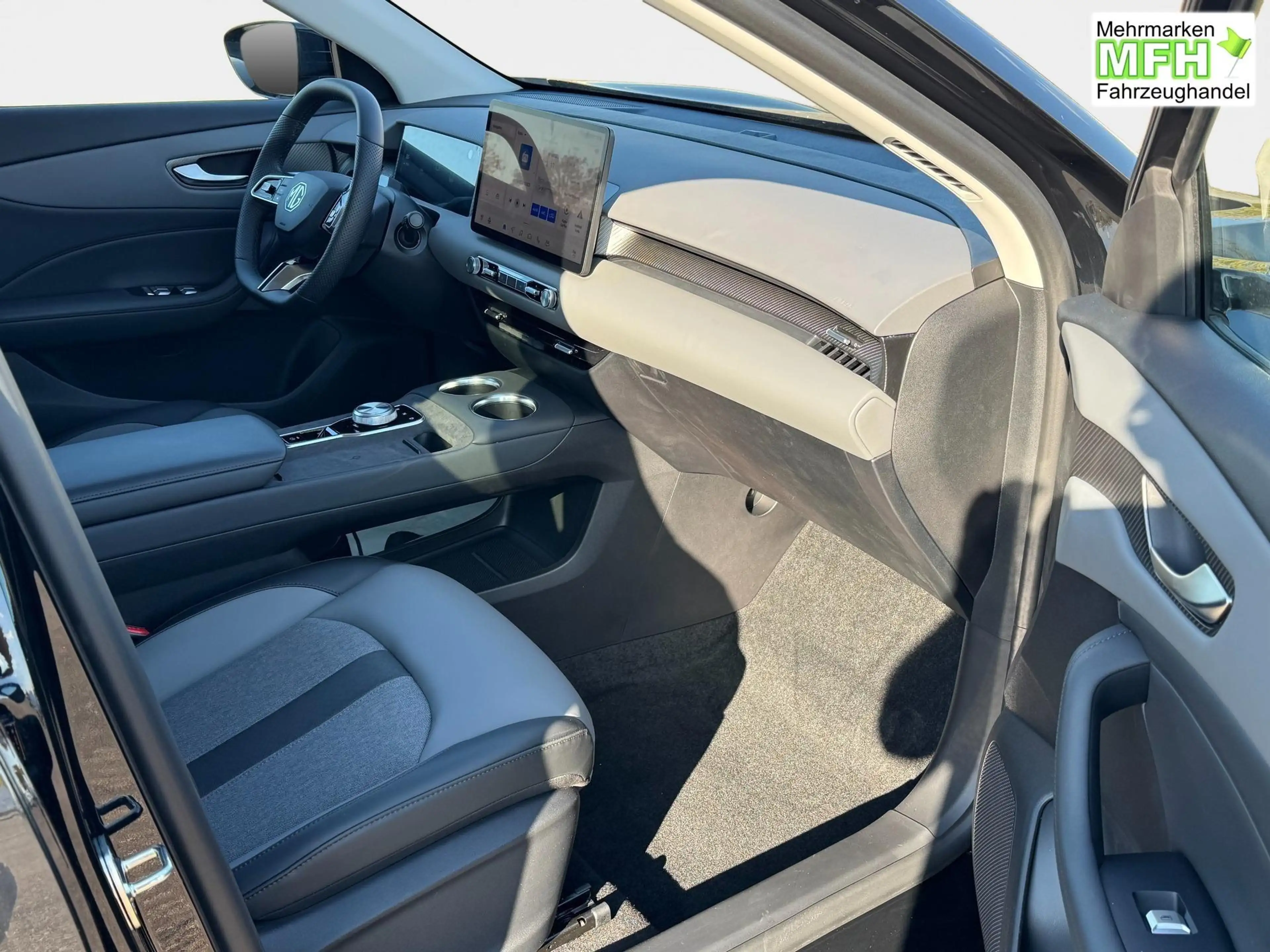 MG MGS5 EV S5 Luxury Long Range 64 kWh Android Auto Navi S... — photo 8