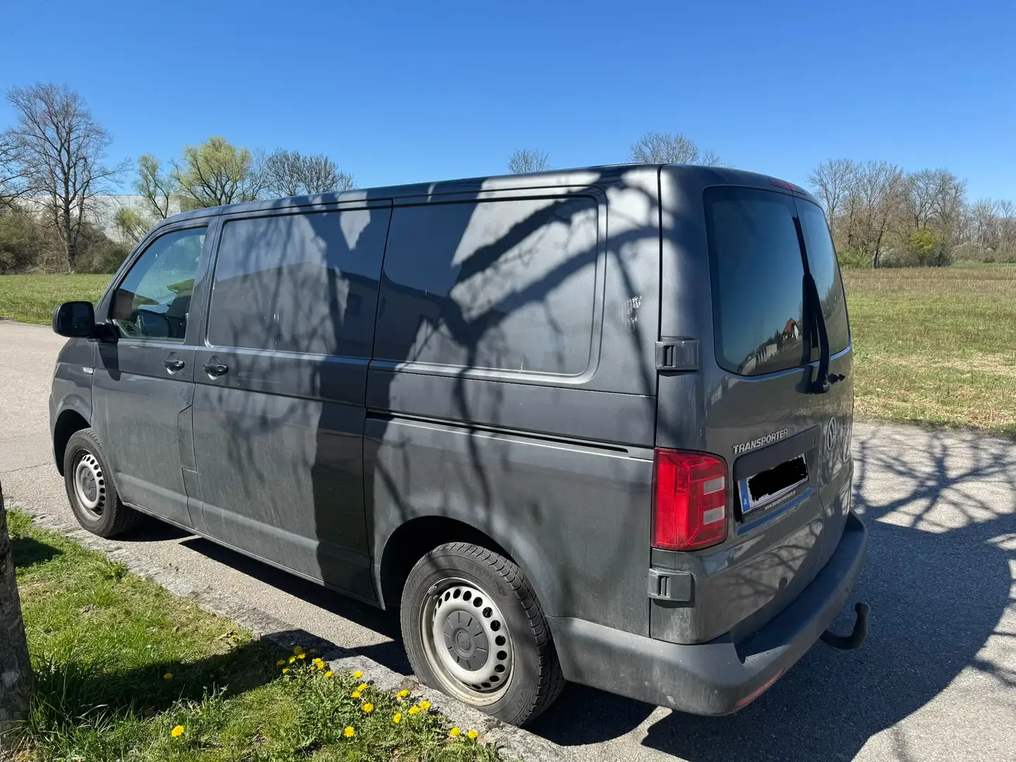 Volkswagen T6 Caravelle Caravelle KR Comfortline 2,0 TDI BMT Comfortline Grau - 2