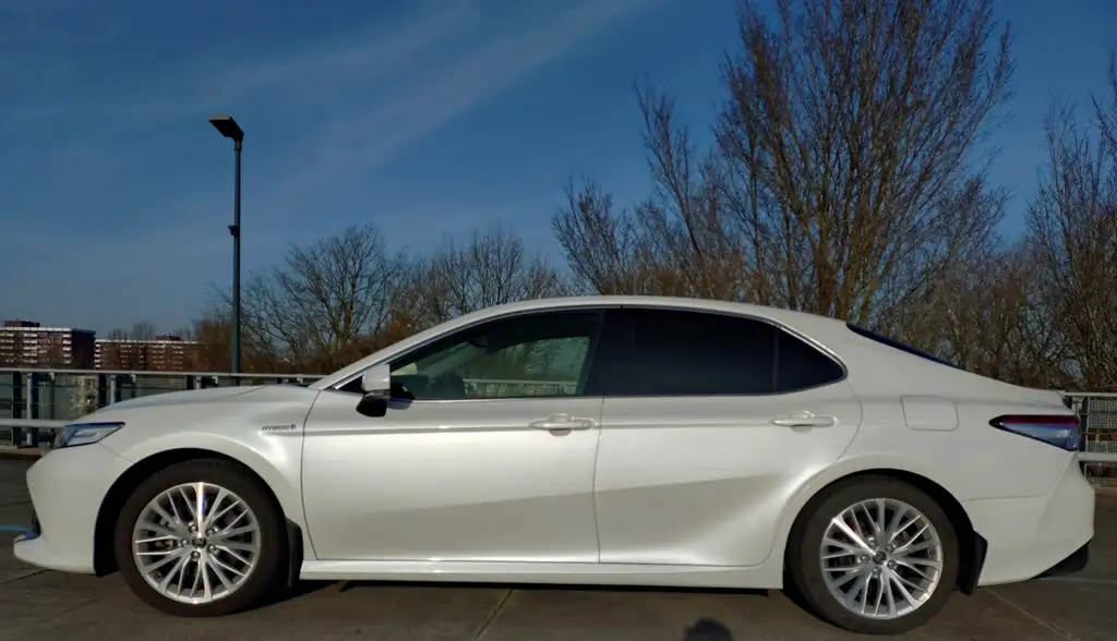 Toyota Camry 2020 из Европы — купить под ключ