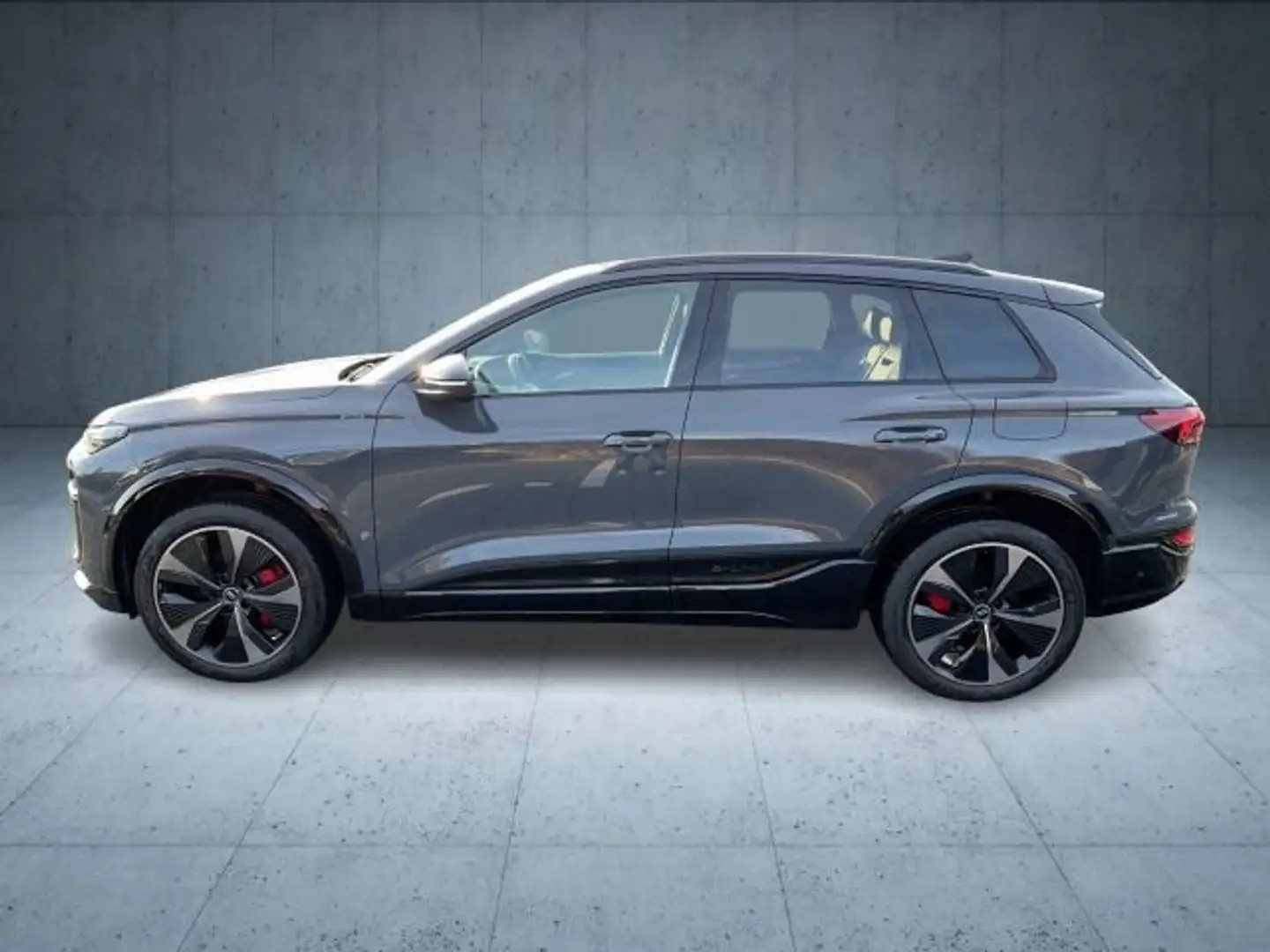 Audi SQ6 e-tron EdOne Pano/Luft/OLED/B&O/TechPro Grau - 2