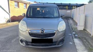 Tour 1.6 CDTi L1H1 Cosmo LIRE ANNONCE