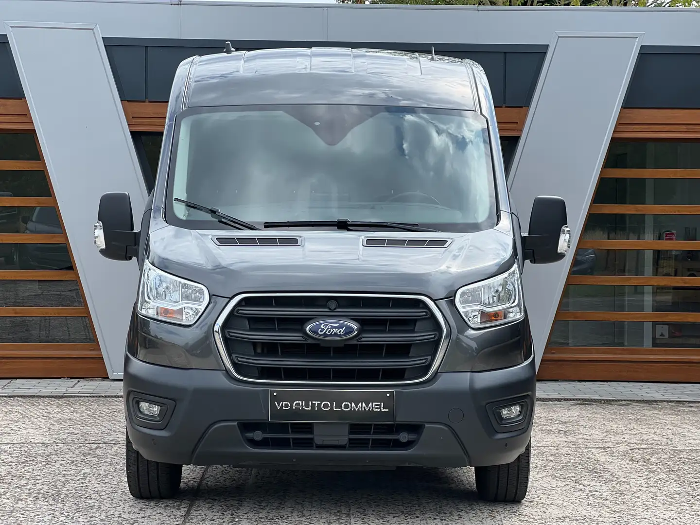 Ford Transit L2H2/ NAVI/ CAMERA/ CRUISE/ TOPSTAAT/ GARANTIE Grijs - 2