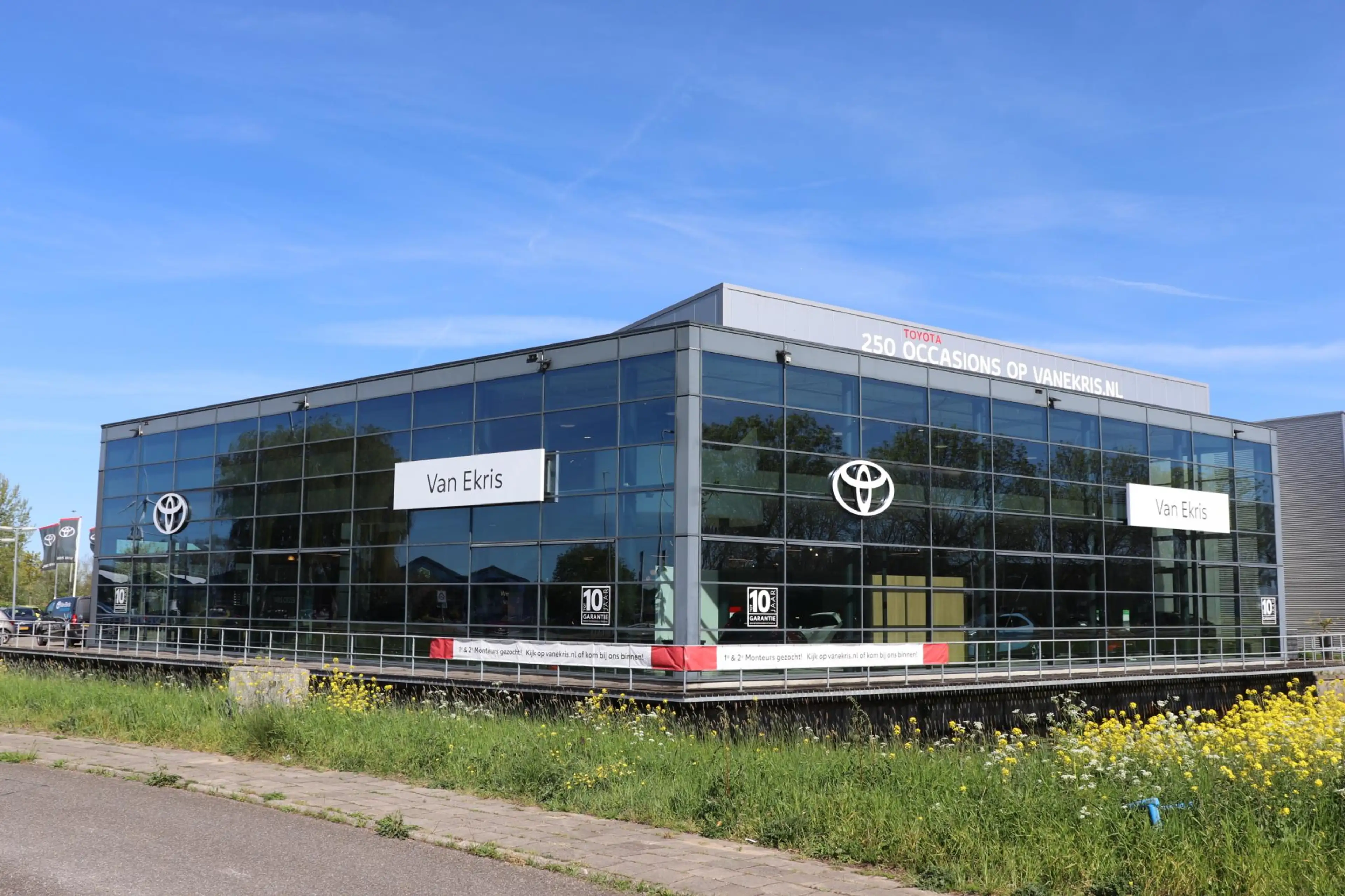 Toyota C-HR 1.8 Hybrid Bi-Tone, Premium Pack, Stuur & Stoel ve — photo 4