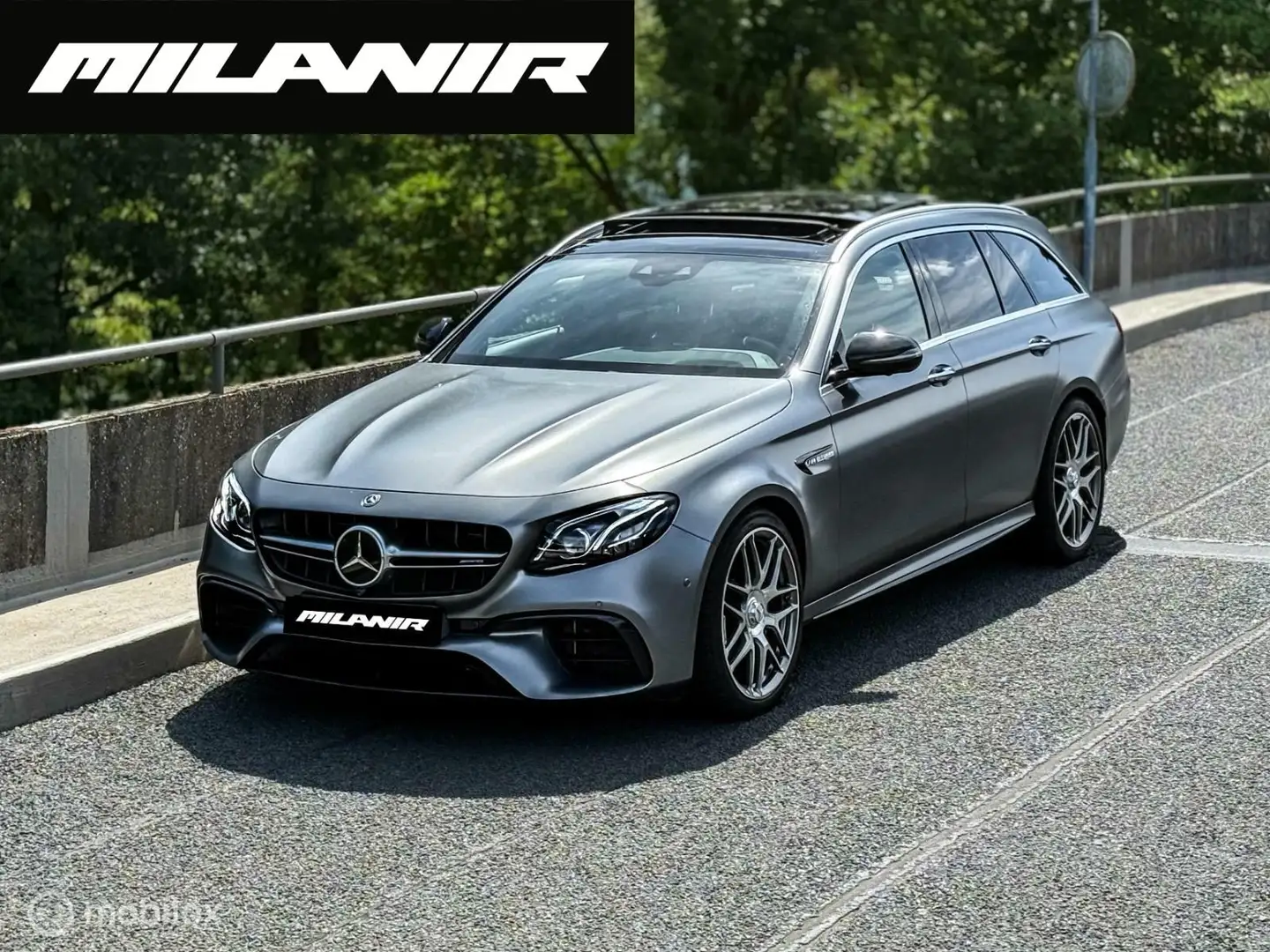 Mercedes-Benz E 63 AMG Estate S 4MATIC Premium Plus Grau - 1