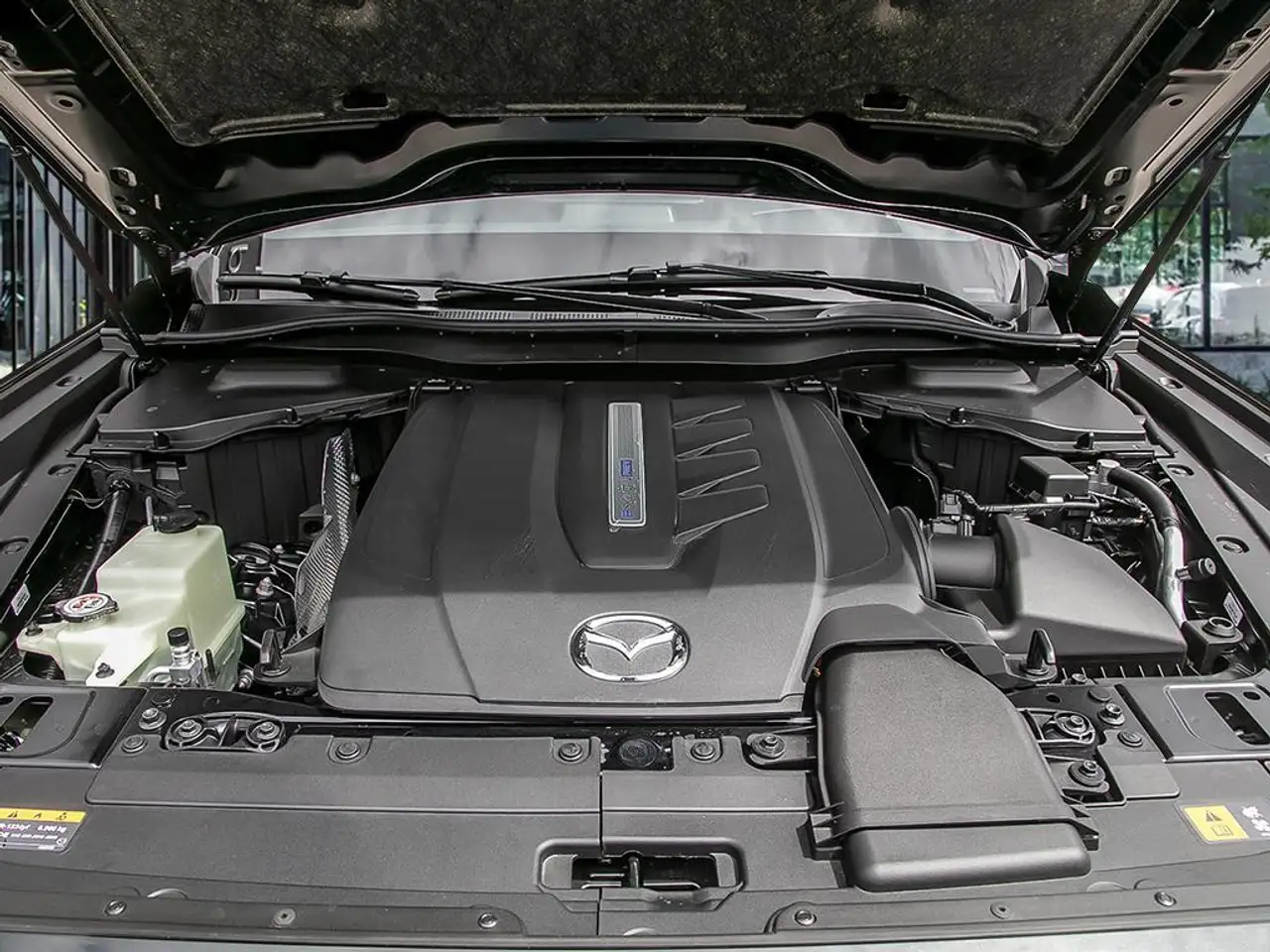 Mazda CX-90 PHEV снимка Mazda CX-90 PHEV