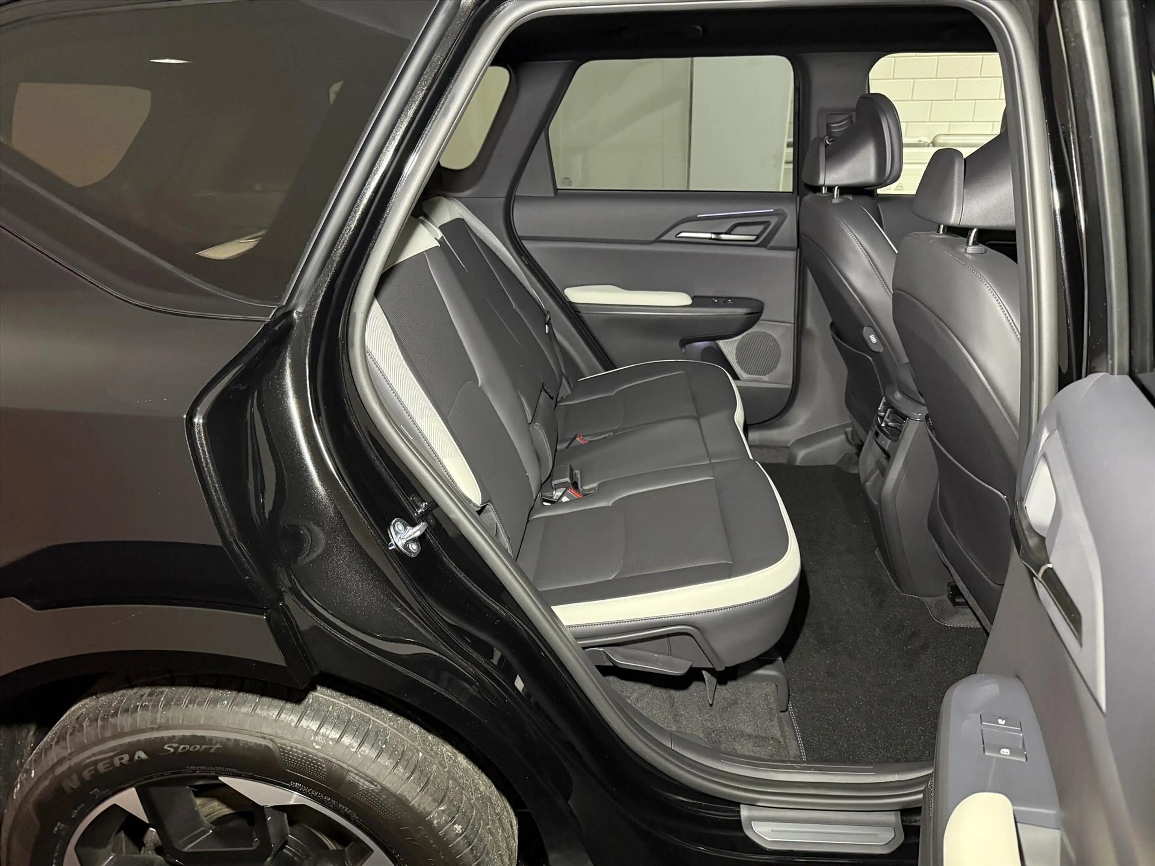 Kia EV5 81,4 kWh 217pk 2WD GT-Line Business Edition — photo 12