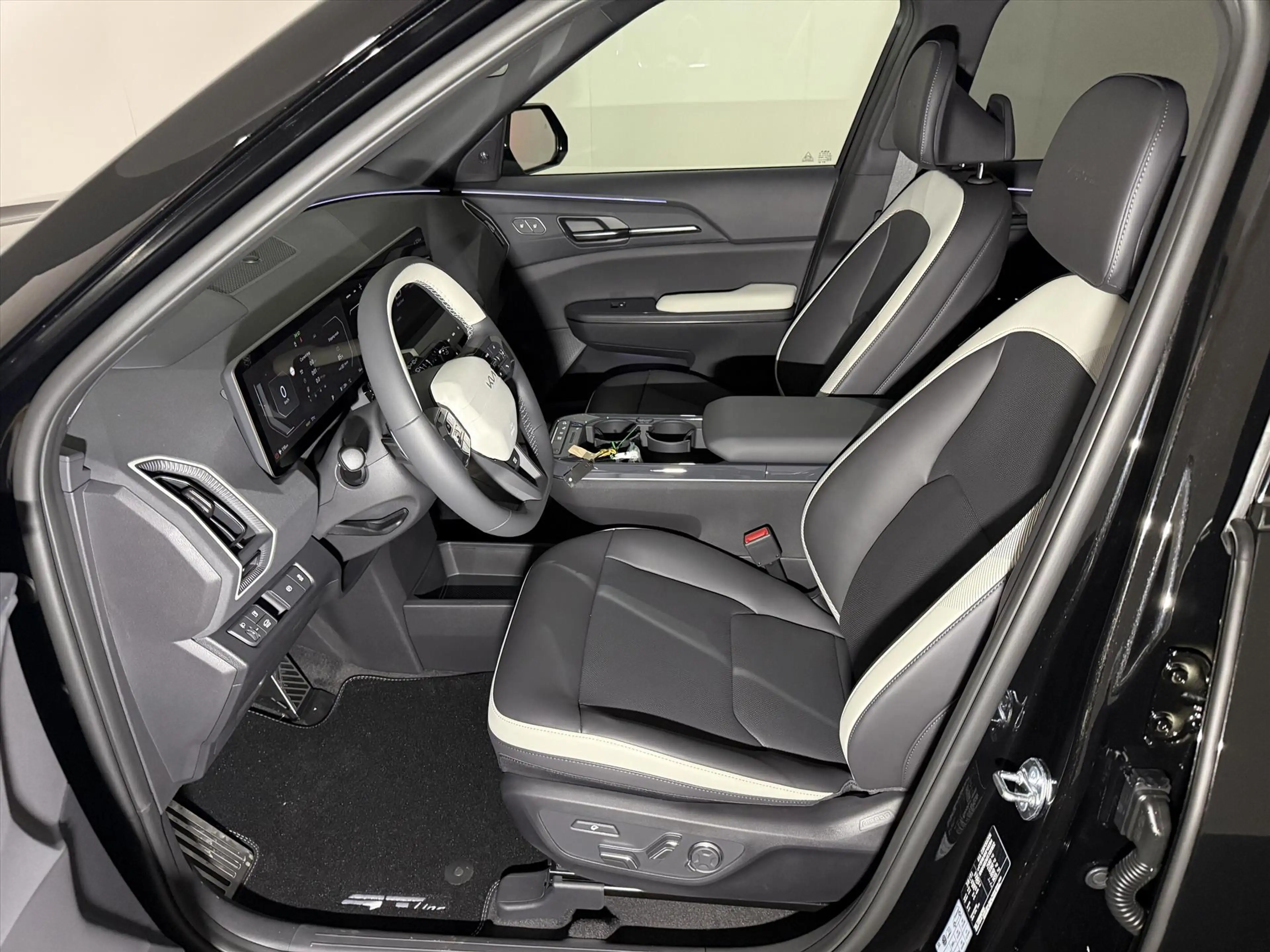 Kia EV5 81,4 kWh 217pk 2WD GT-Line Business Edition — photo 9