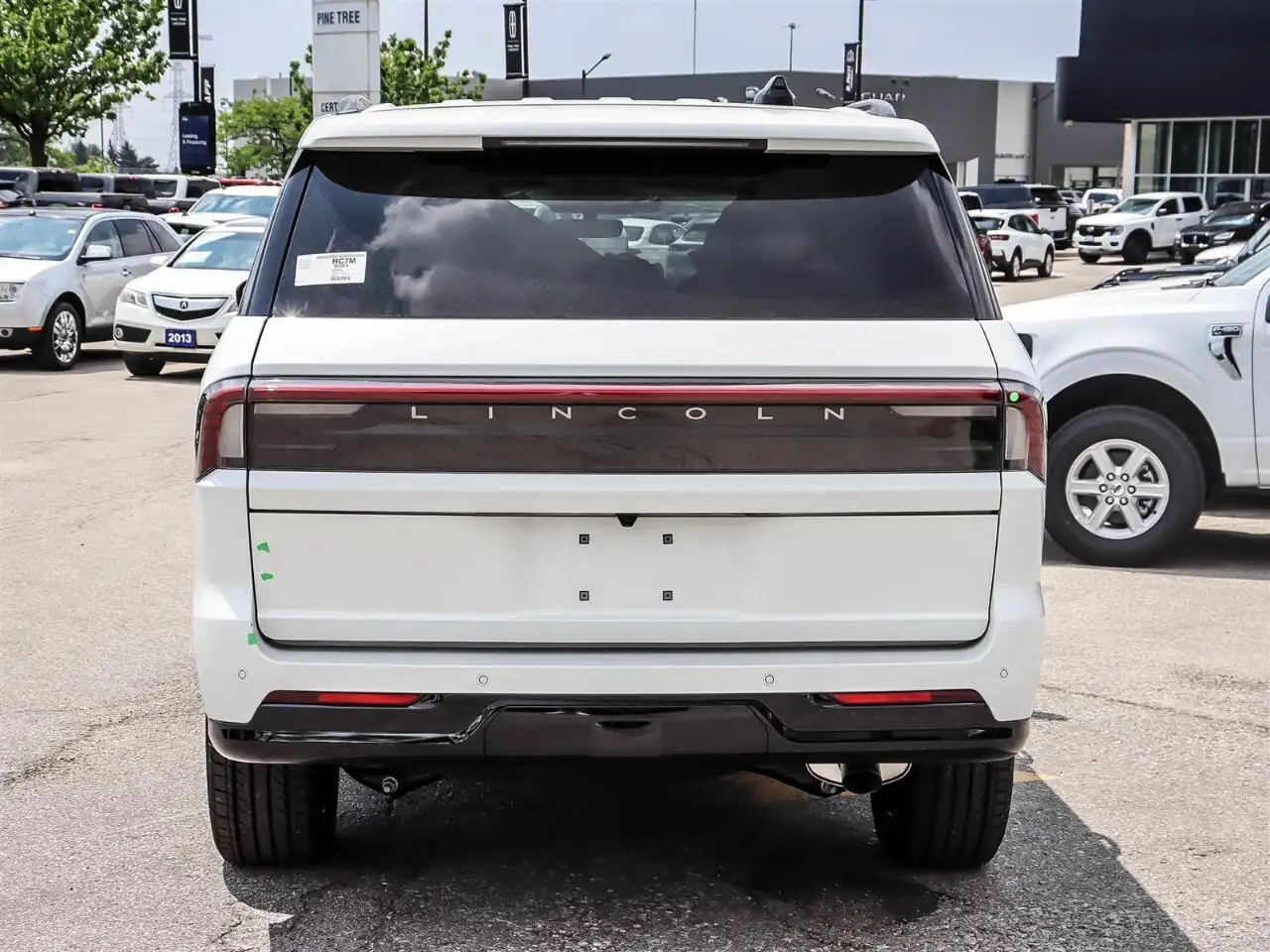 Lincoln Navigator 2027