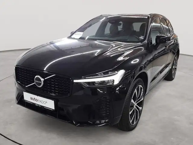 Volvo XC60 view 2