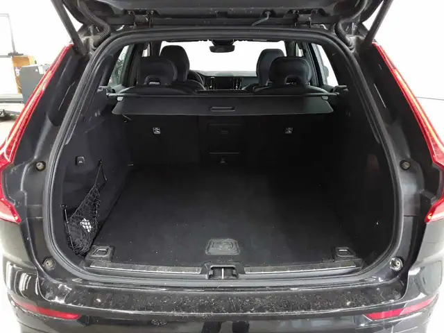 Volvo XC60 view 15
