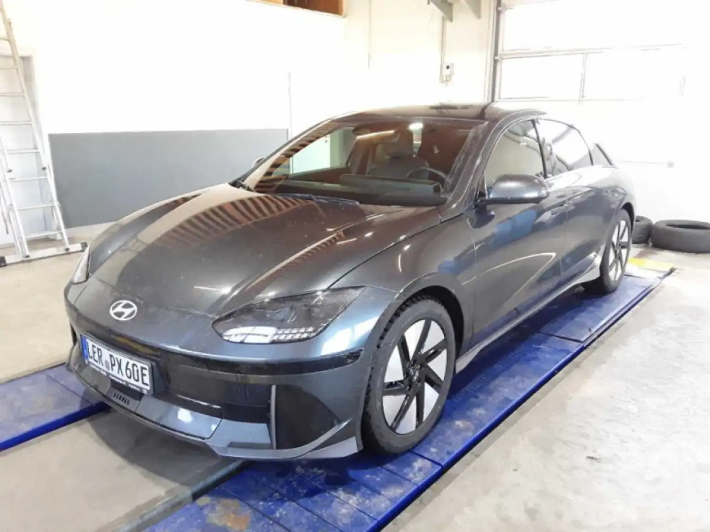 Hyundai IONIQ 6 Techniq Elektro*BOSE*Leder*HUD*MatrixLED Szürke - 1