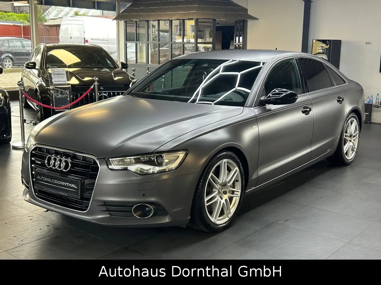 Audi A6 Lim. 3.0 TDI QUATTRO/NAVI/XENON/HUD/KAM/ACC Schwarz - 1