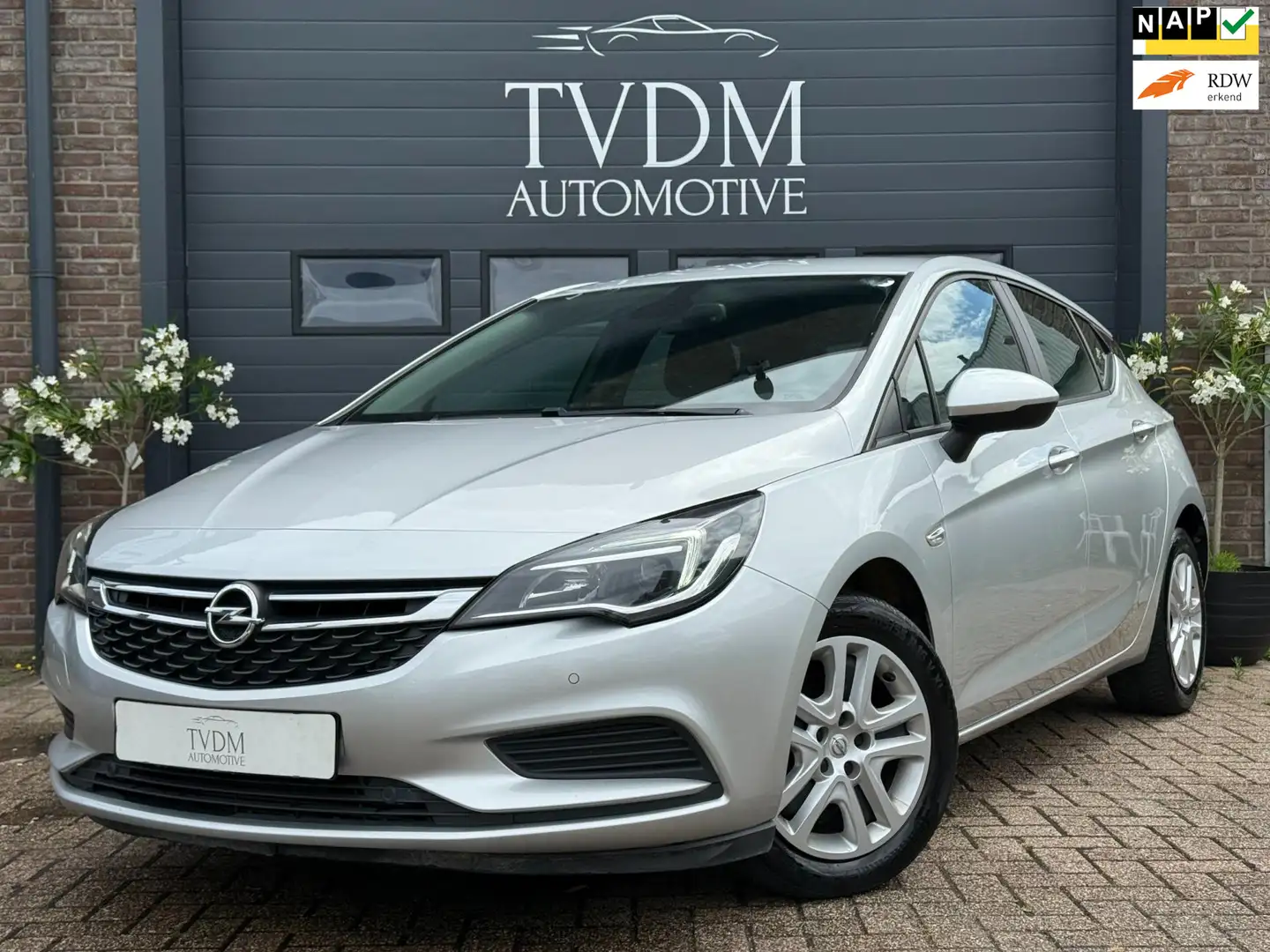 Opel Astra 1.0 Turbo Business|NAVI|CARPLAY|CRUISE|PDC V+A| Grau - 1