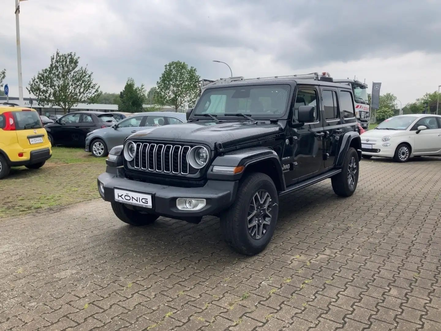 Jeep Wrangler ICE Sahara 2.0l T-GDI 272PS 4x4 AT8 Чёрный - 2