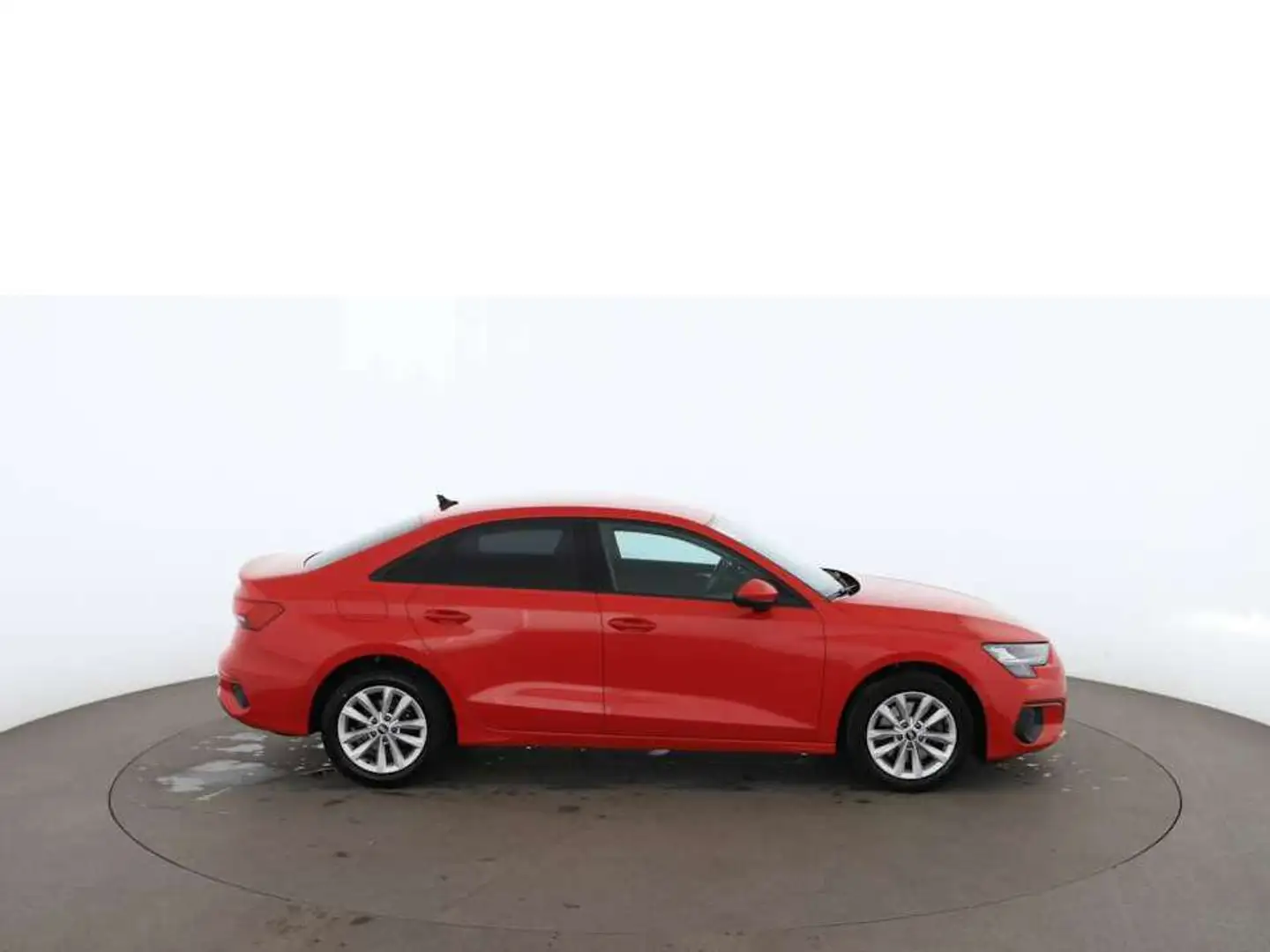Audi A3 Limousine 30 TDI LED NAVI LEDER SITZHZG TEMP Rot - 2