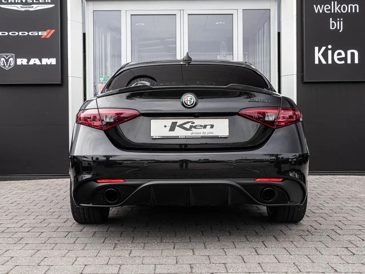 Alfa Romeo Giulia 2021 — фото 14