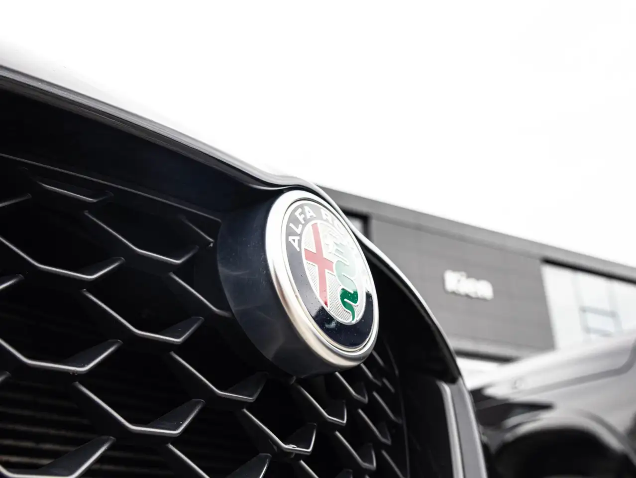 Alfa Romeo Giulia 2021 — фото 18