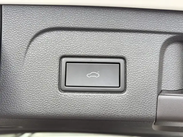 Volkswagen Touran view 27